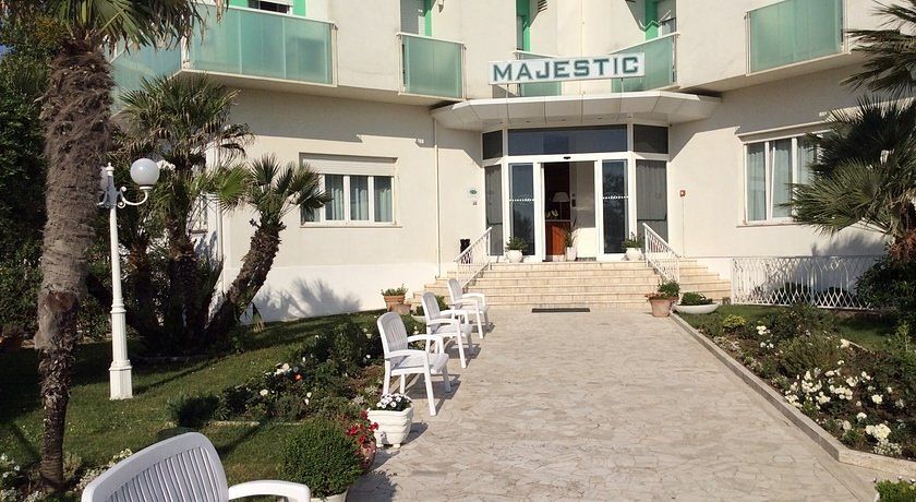 hotel majestic