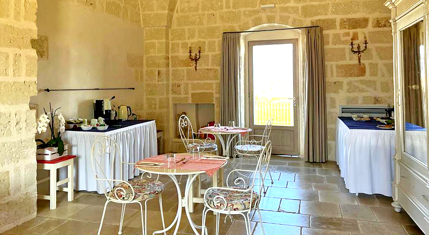 MASSERIA OSTUNI MARE AGRIRESORT