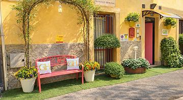 Giardino Giusti House & Court