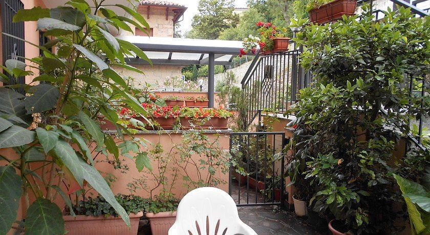 Residence Affittacamere Pari 