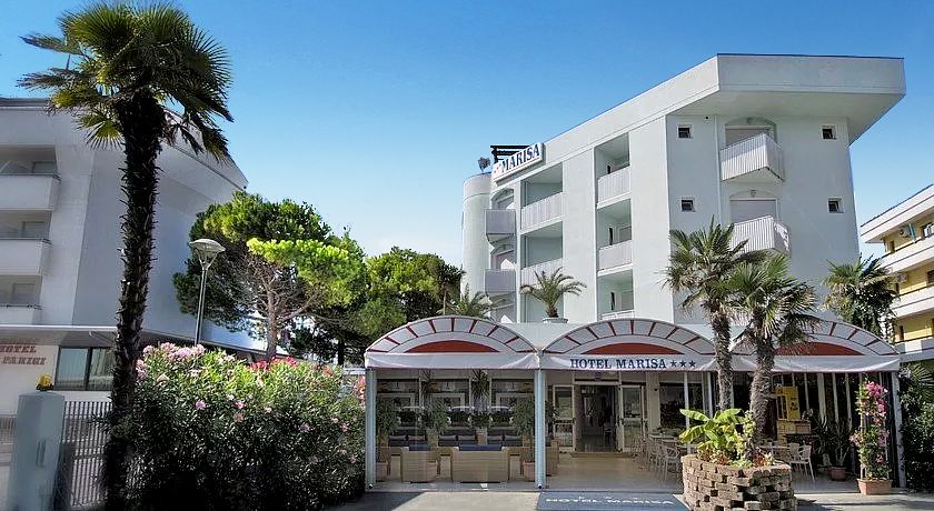 HOTEL MARISA
