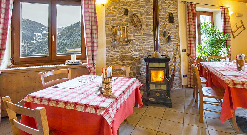 Albergo Ristorante Pizzeria Miralago