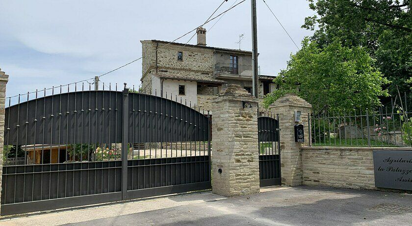 AGRITURISMO LA PALAZZETTA DI ASSISI 