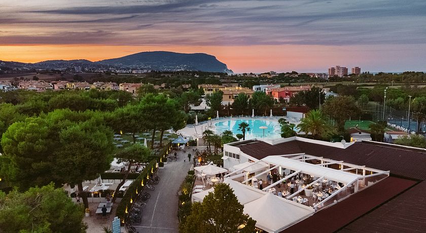 Numana Blu Resort | Sport • Fun • Kids