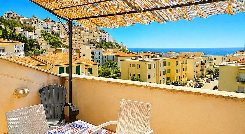 Sperlonga Resort apartments and rooms