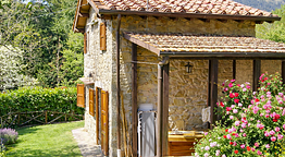 Casale Camalda  Bioagriturismo - Centro Escursionistico