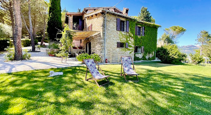 Agriturismo La Panoramica Gubbio - Maison de Charme 
