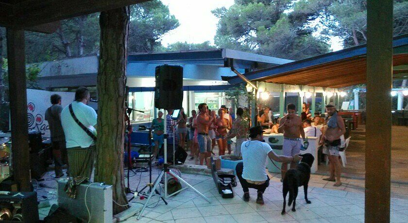 CAMPEGGIO INTERNAZIONALE FRASSANITO