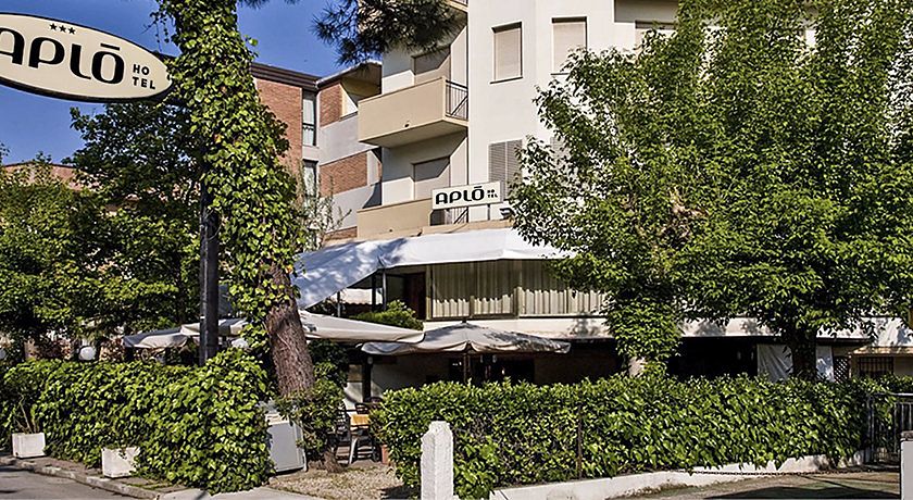 Hotel Tania