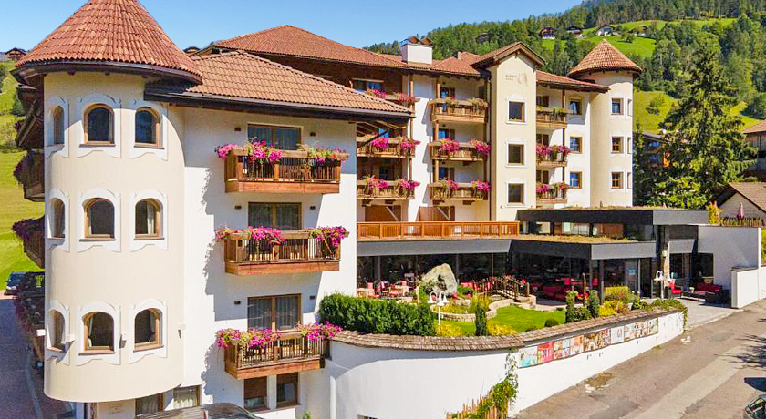 Almhof Hotel Call