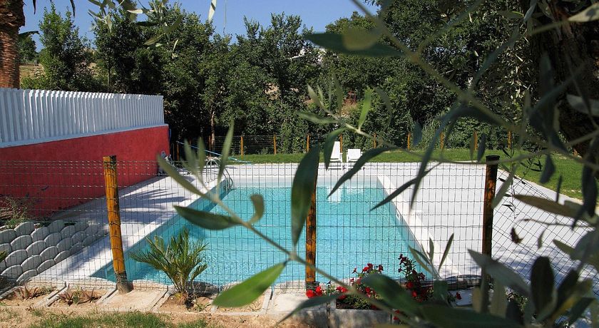 Azienda Agrituristica Cluana 
