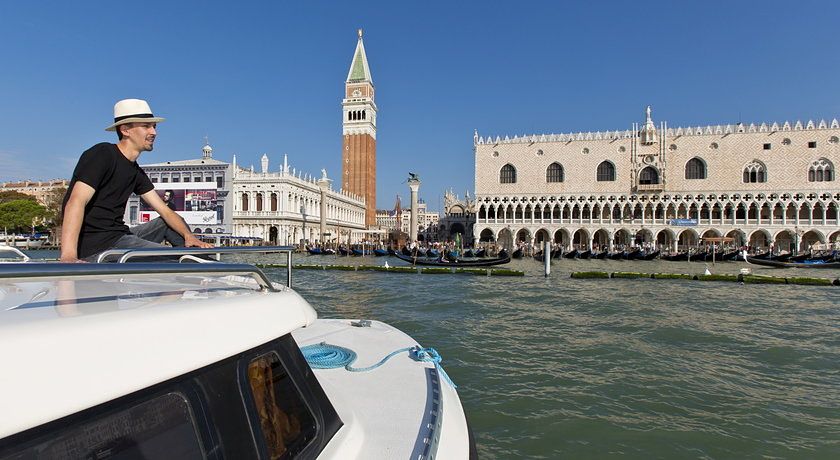 Houseboat Holidays Italia