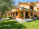 Aurelia Garden Gold B&B