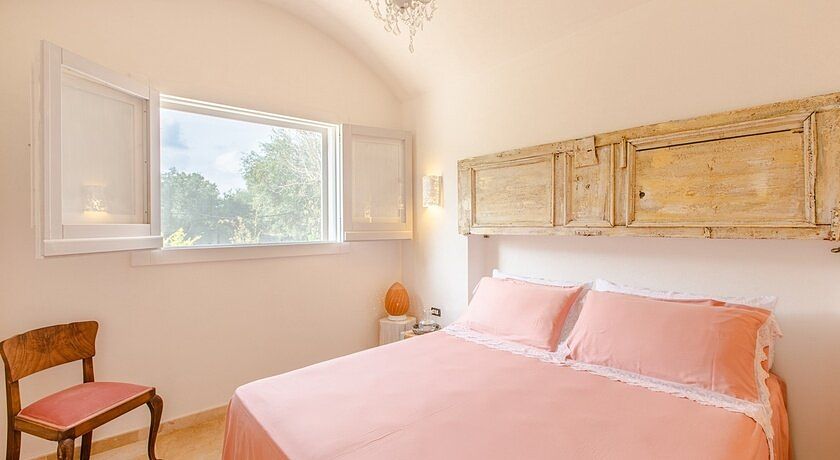 Trullo della Quercia. Cucina all'aperto, vicino le spiagge.