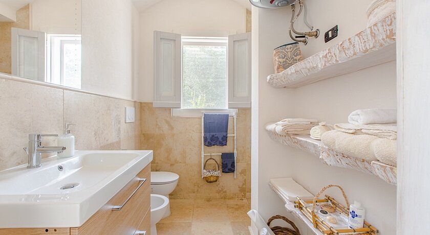 Trullo della Quercia. Cucina all'aperto, vicino le spiagge.