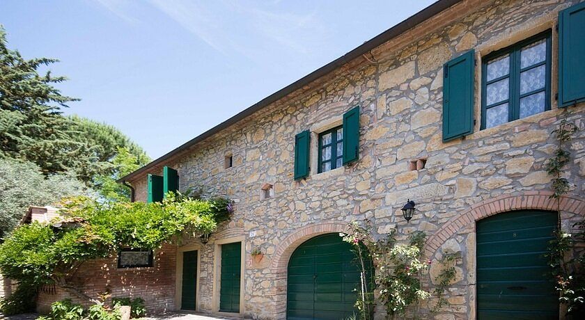 Casale Toscano 11-15 persone con piscina privata e giardino recintato, vicino mare