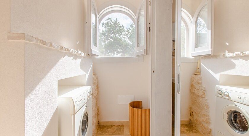 Trullo della Quercia. Cucina all'aperto, vicino le spiagge.