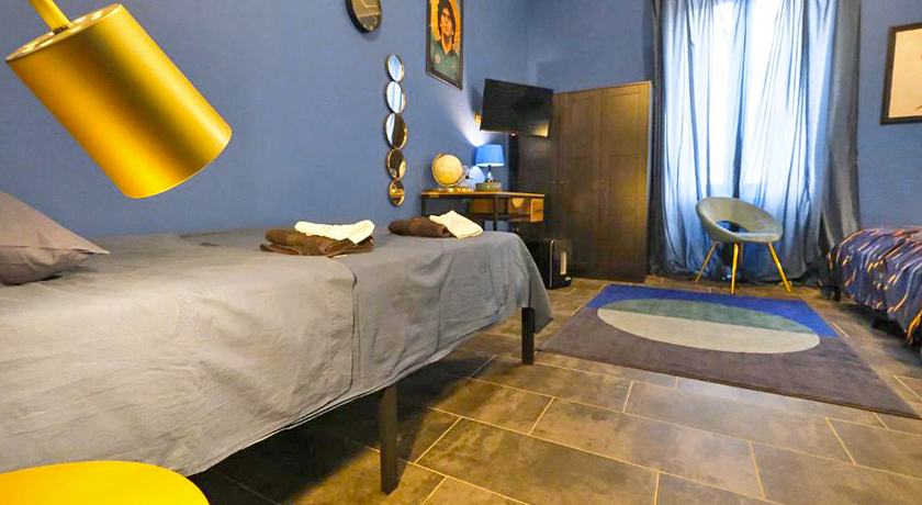 LH 51 Neapolitan Rooms