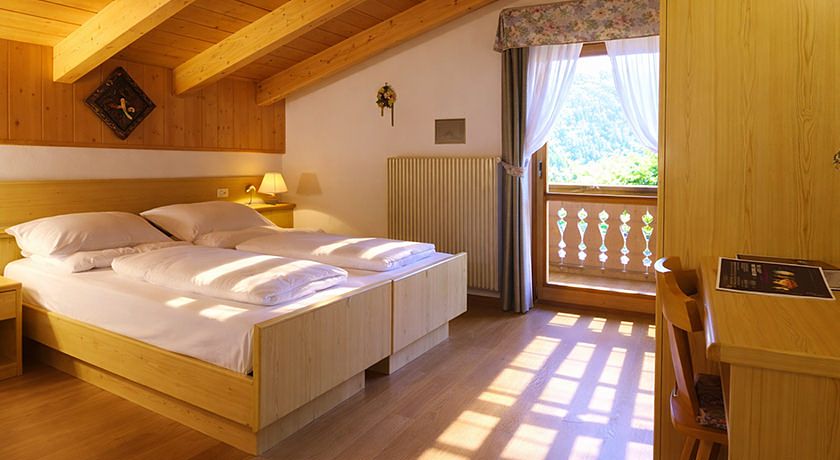 alpine touring hotel