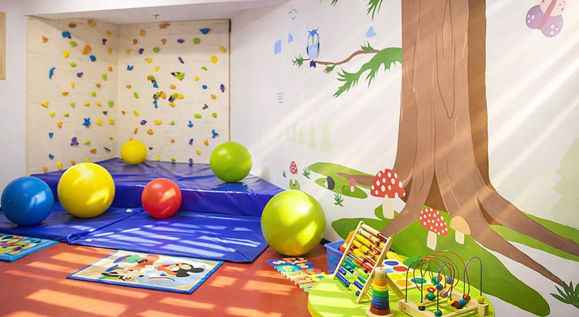 alpine touring hotel