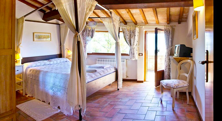 Poggio Cantarello Country Home 