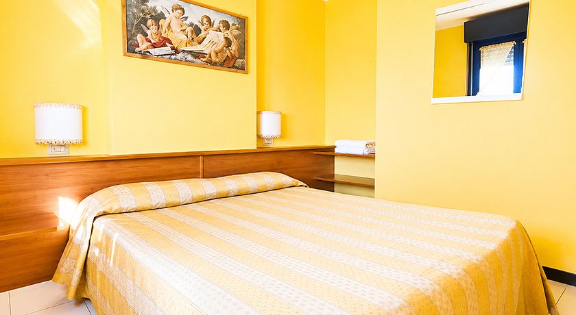 ALI SUL LAGO VILLAGGIO ALBERGO