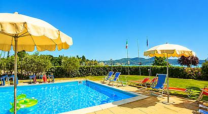 Struttura ALI SUL LAGO VILLAGGIO ALBERGO