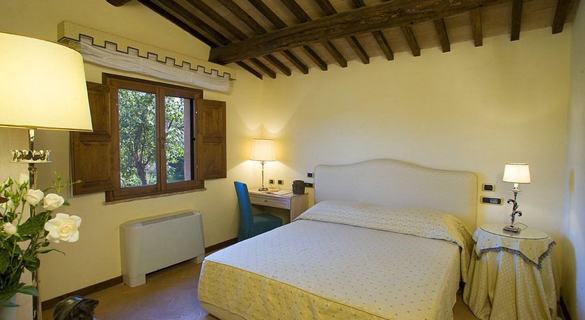 SOVANA HOTEL & RESORT