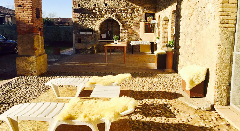Antico Cascinale Lombardo b&b
