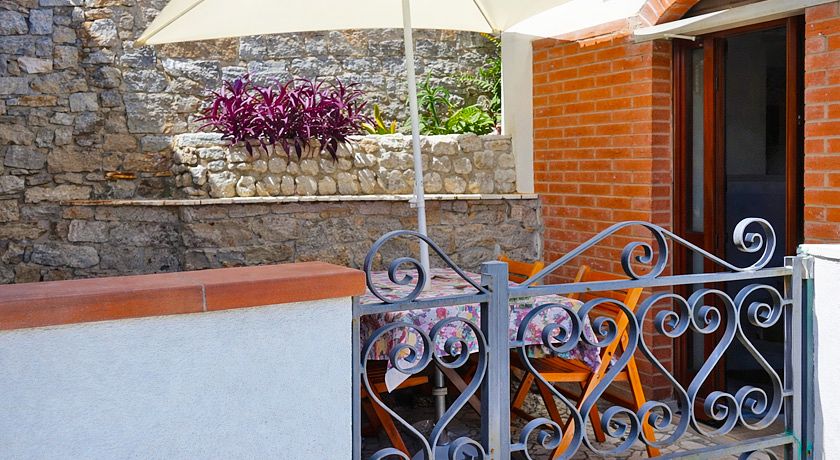 Casetta indipendente con giardino - Marina di Campo