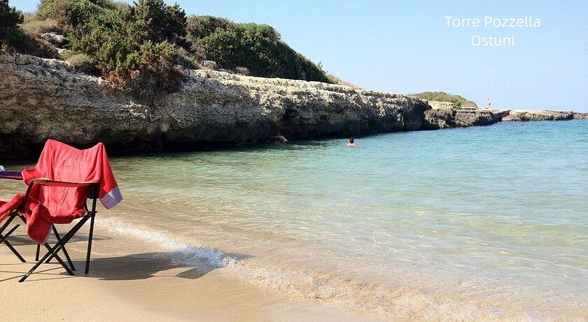 Trullo Ginestre. Giardino recintato. Animali ammessi. Ostuni a 10 km.