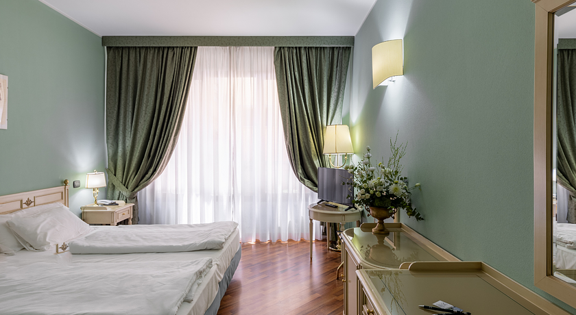 HOTEL LUCREZIA BORGIA