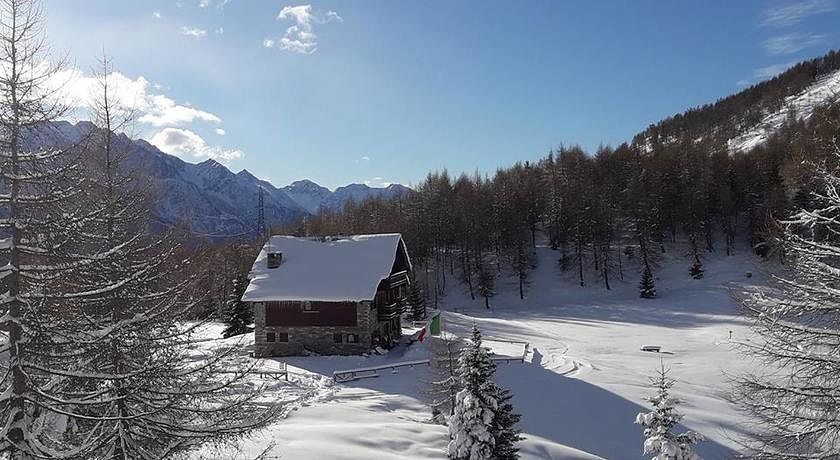 Rifugio al Lago del Mortirolo 