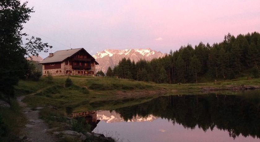 Rifugio al Lago del Mortirolo 