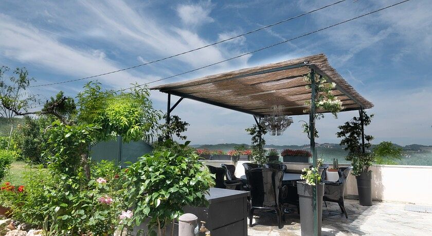 CasaBella 22 bed and breakfast- wellness for human and dogs