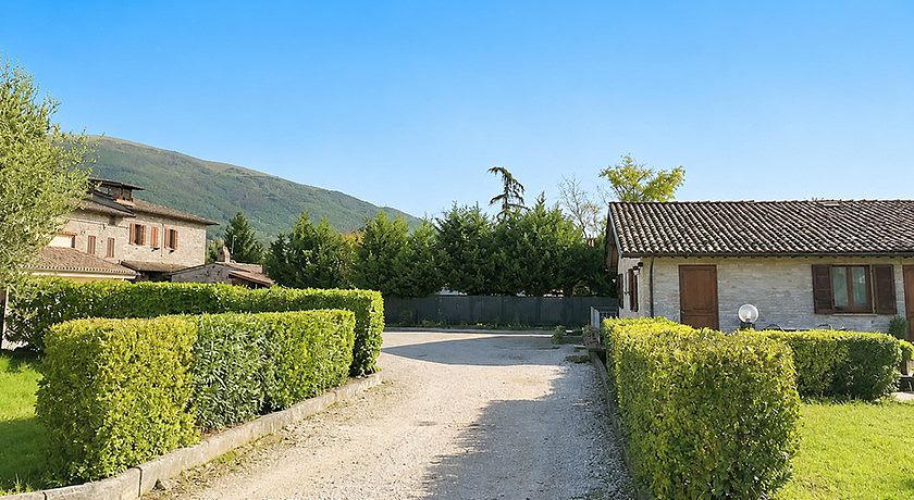 Agriturismo Giardino degli Olivi di Elisei Claudio