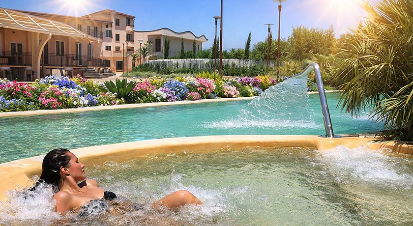 L'Araba Fenice Hotel & Resort