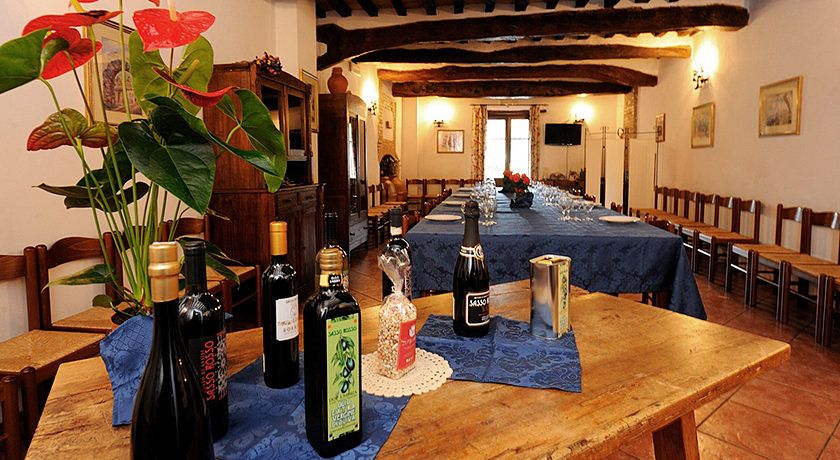 AGRITURISMO SASSO ROSSO