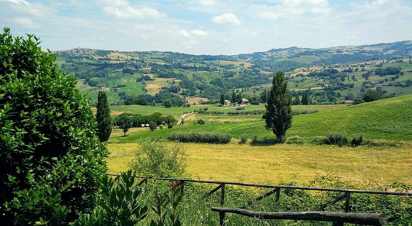 Fattoria Fontegeloni - Agriturismo e Az. Agr. Biologica