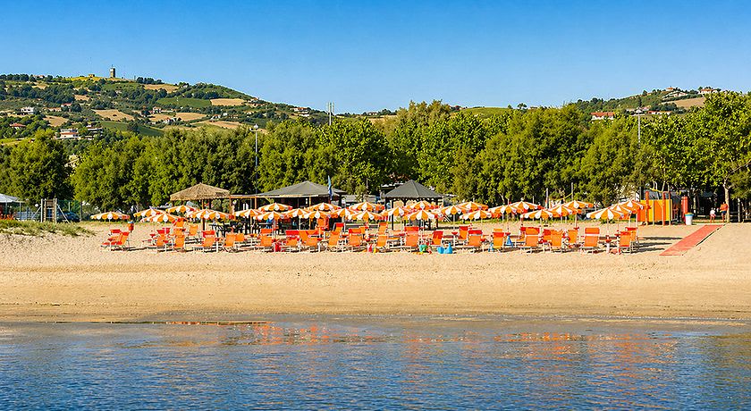 Camping Surabaja-La Playa