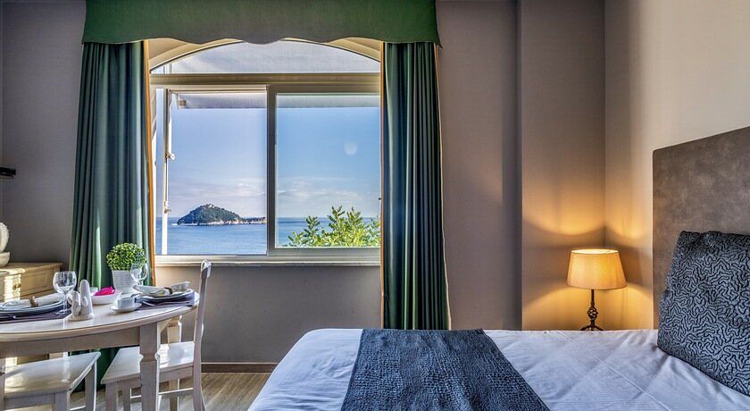 Baba Residences Luxury Apartments 