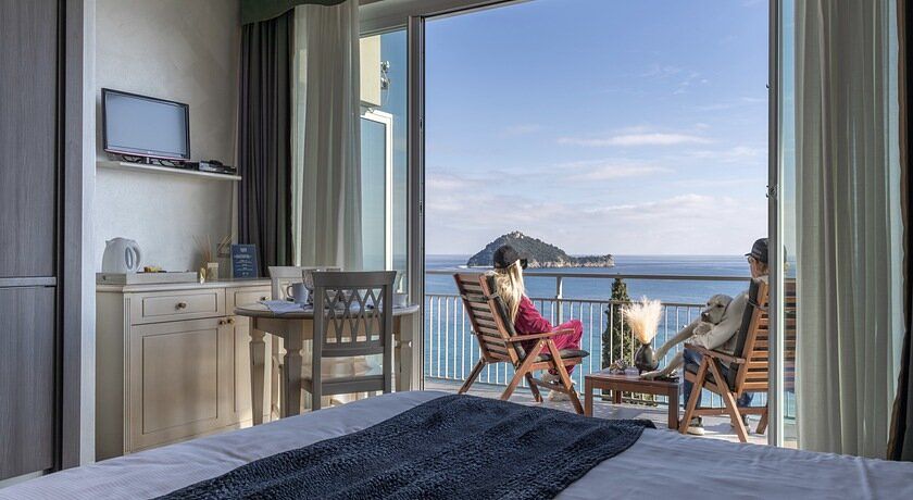Baba Residences Luxury Apartments 