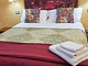 Aurelia Garden Gold B&B