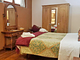 Aurelia Garden Gold B&B