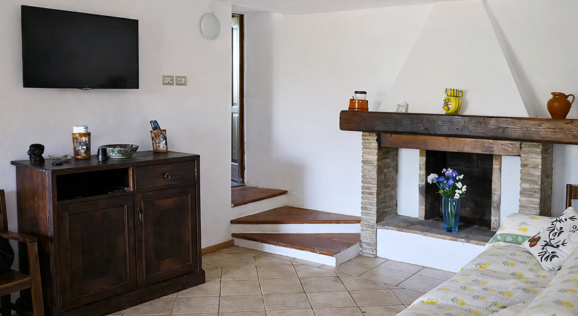 Tra gli ulivi e la Riviera del Conero