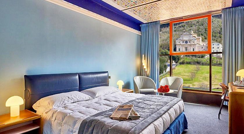Albornoz Palace Hotel