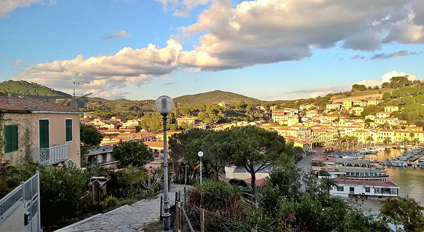 Casa Vacanza a 50 m da spiaggia di Porto Azzurro