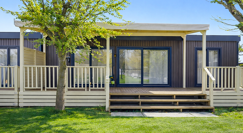 Pet Family Camping Cortina