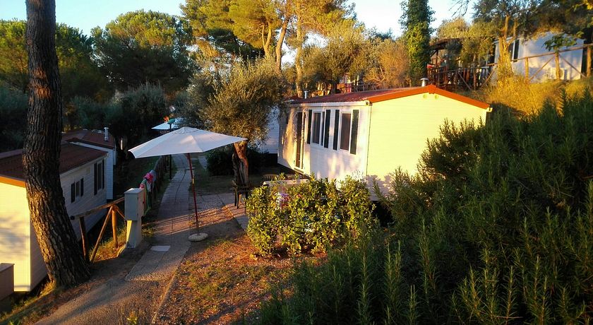 Camping Village Cerquestra
