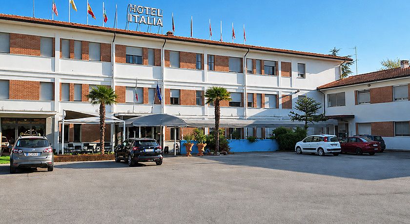 HOTEL ITALIA